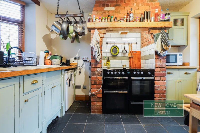 Property photo 2 of 33 Photo 23