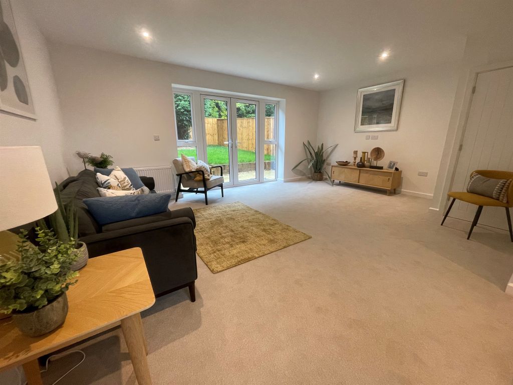 Property photo 3 of 20