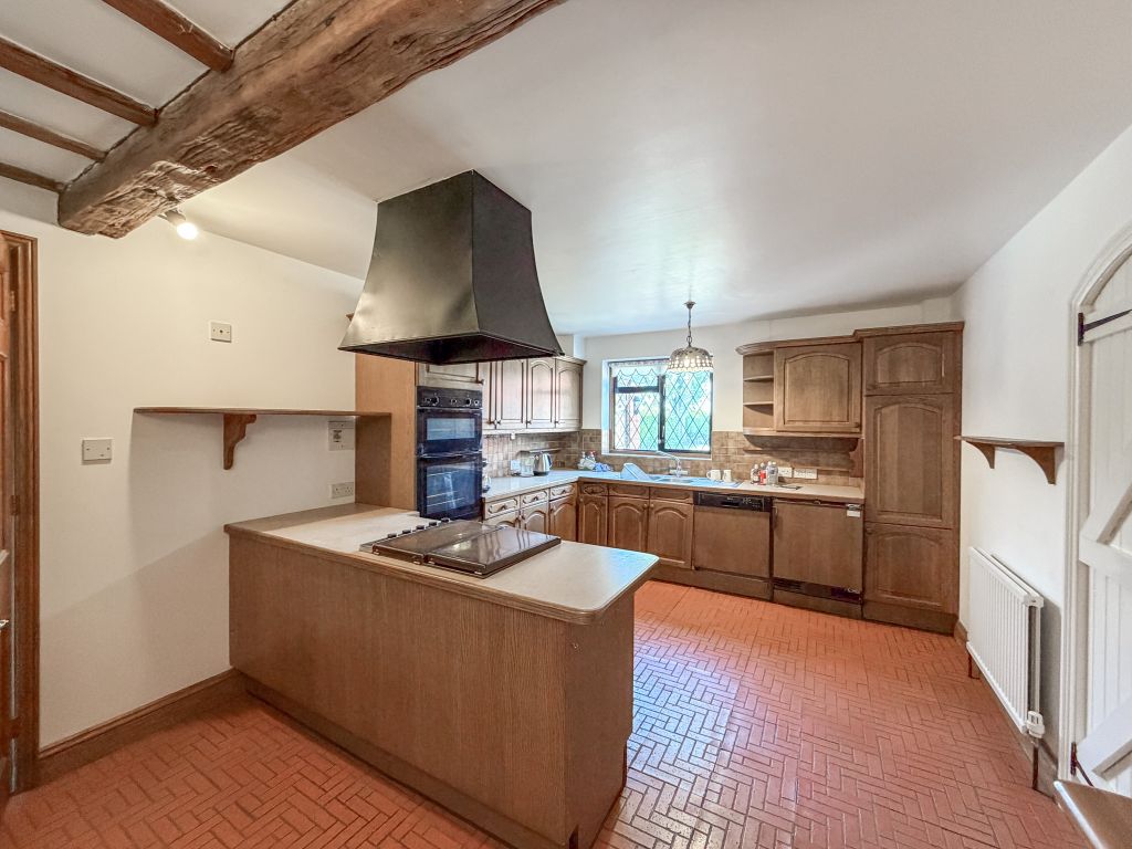 Property photo 3 of 44 Img_0980
