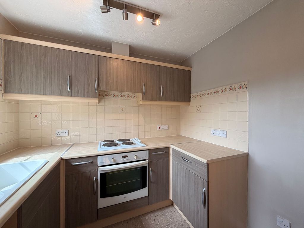 Property photo 3 of 13