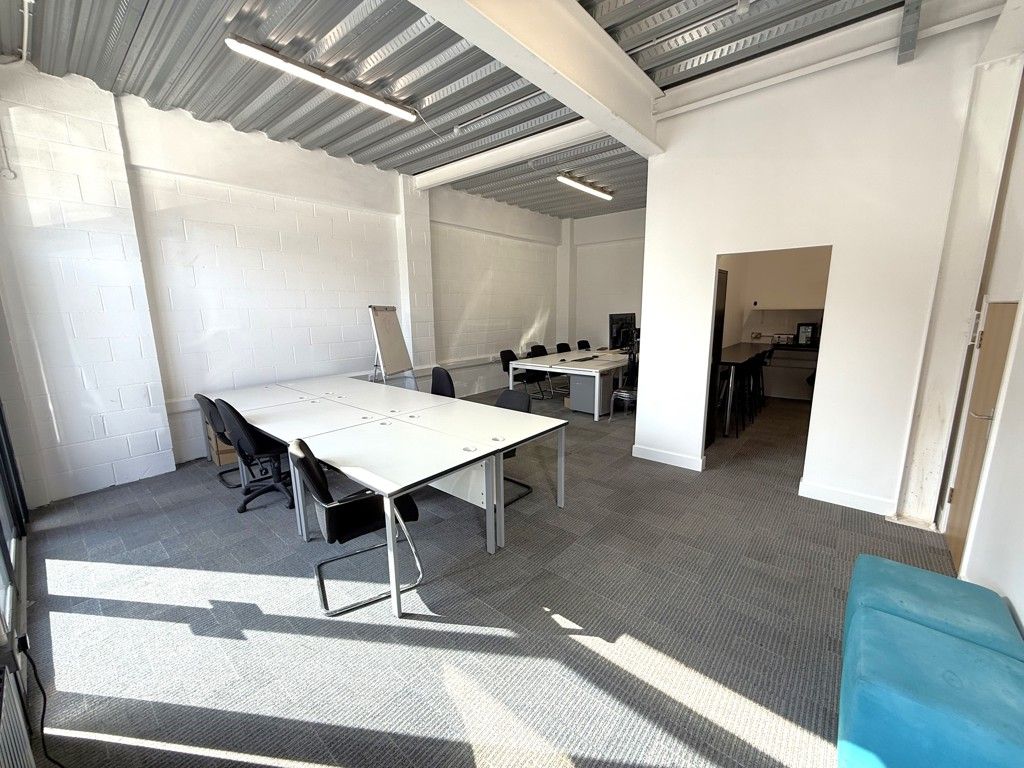 Property photo 2 of 13 Photo 2