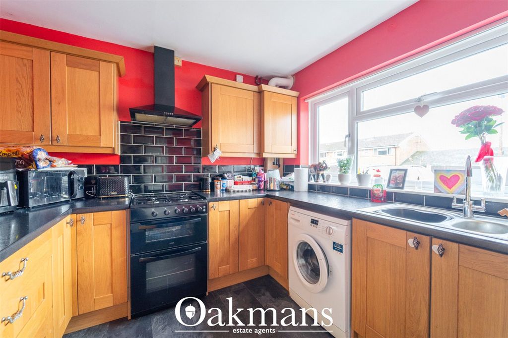 Property photo 2 of 13 Picture No. 12