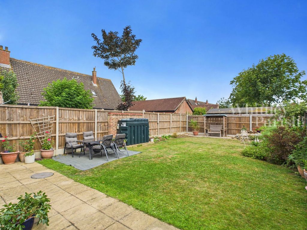 Property photo 2 of 15