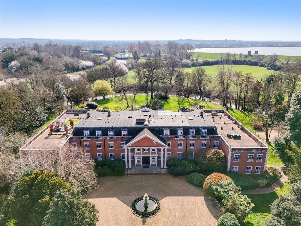 Property photo 1 of 16 Image