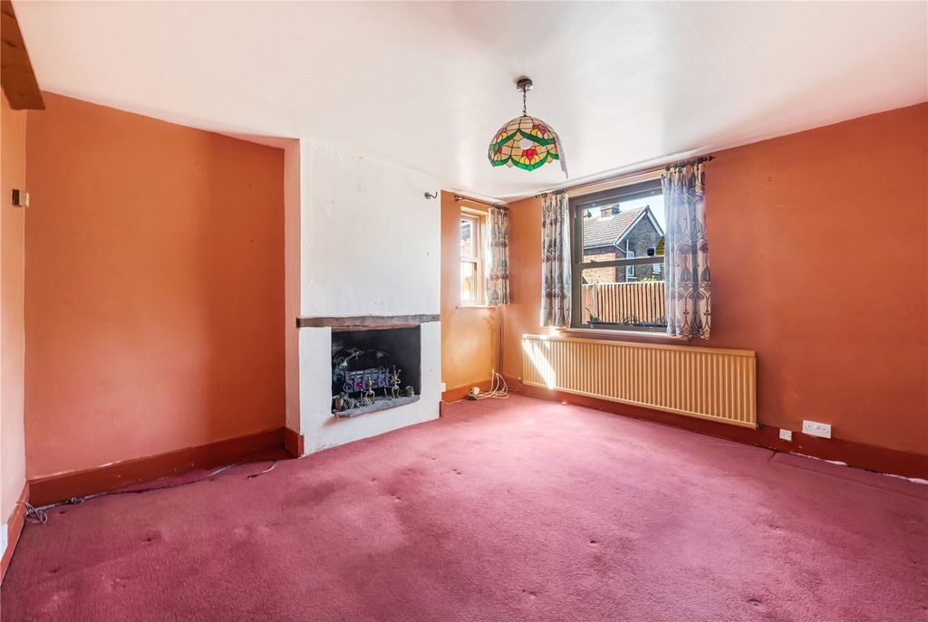 Property photo 2 of 17 Picture No. 19