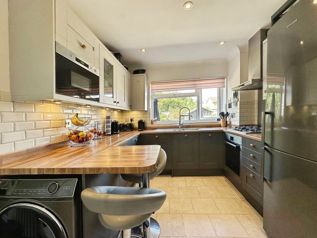 Property photo 3 of 16 Pbox-Img.Jpg