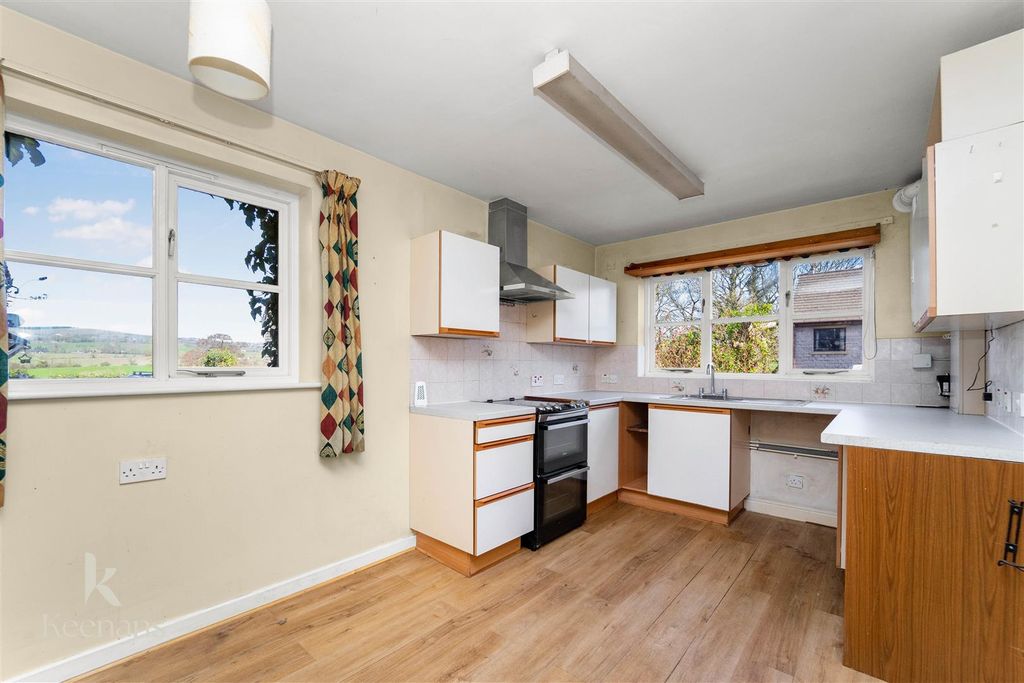 Property photo 3 of 30 3.Jpg