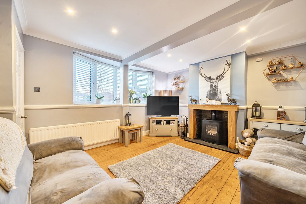 Property photo 2 of 19 Reception