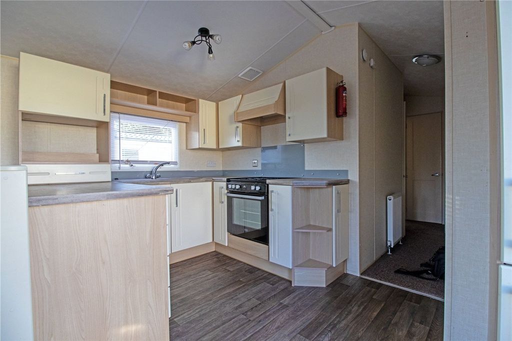 Property photo 3 of 12 Picture No. 03