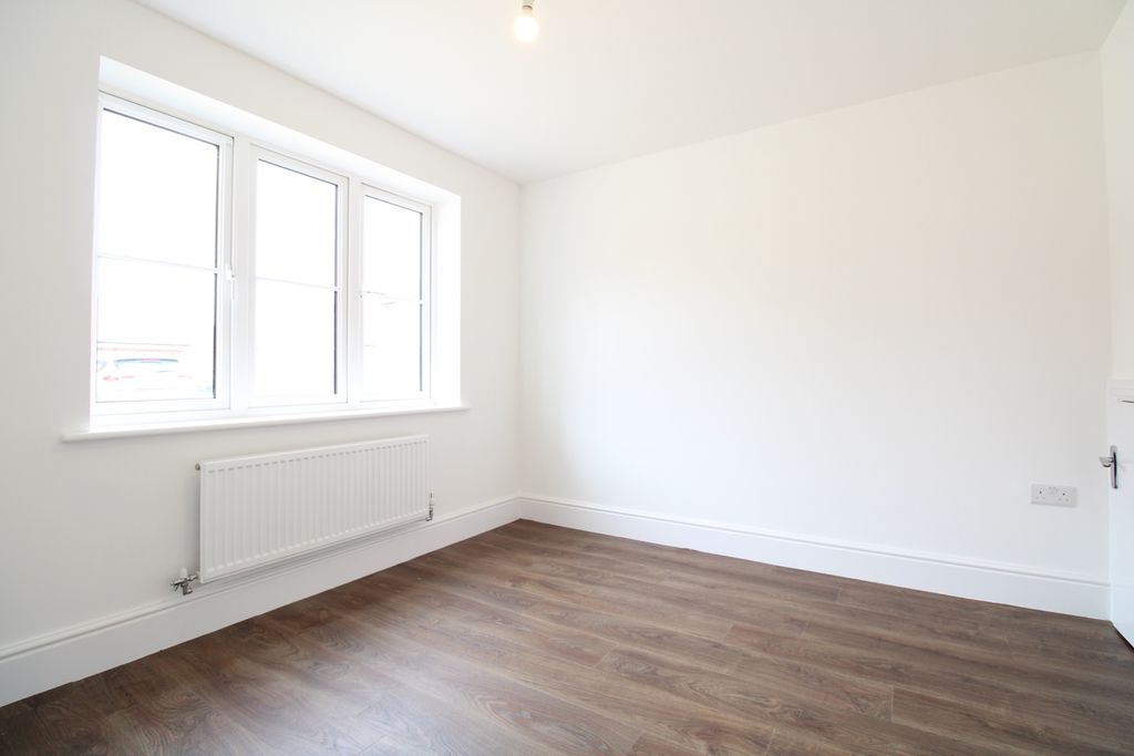 Property photo 2 of 18 Img_5341