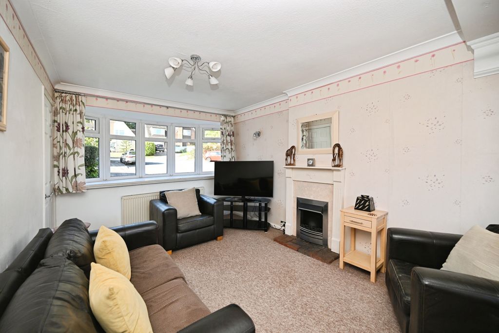 Property photo 3 of 20