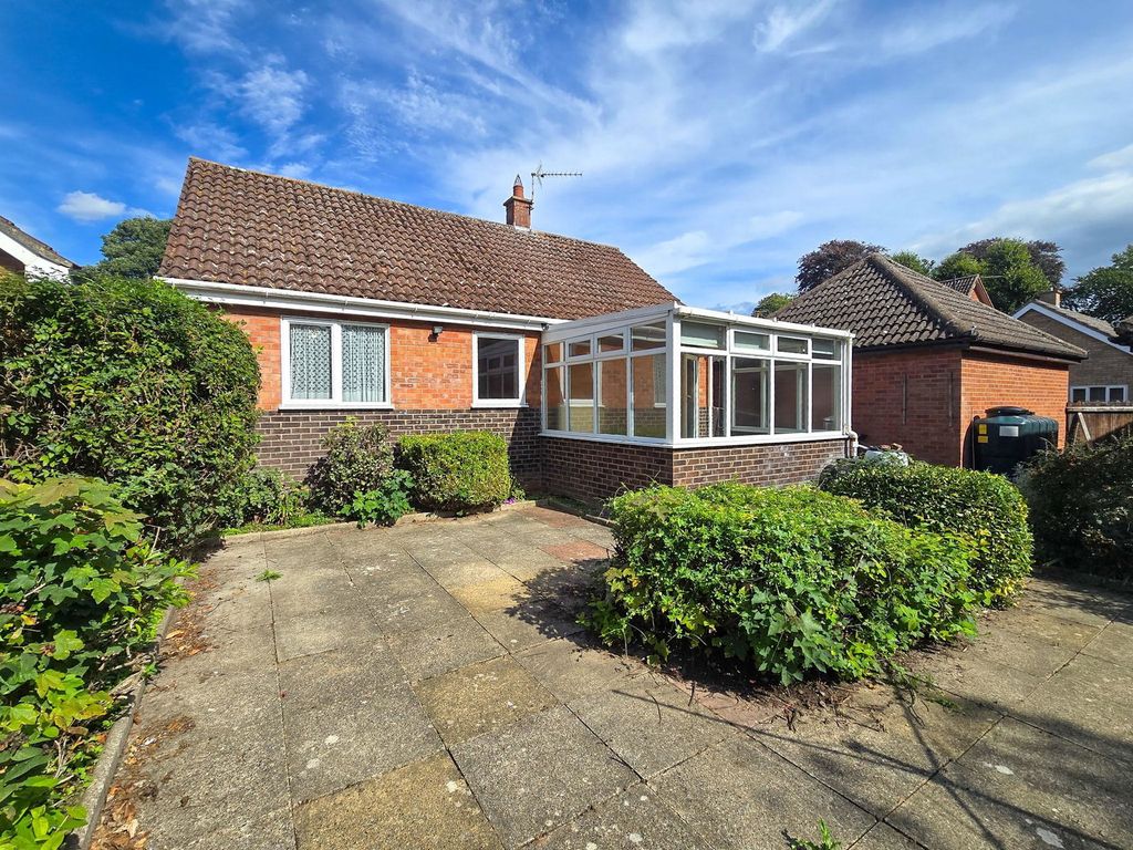 Property photo 3 of 14