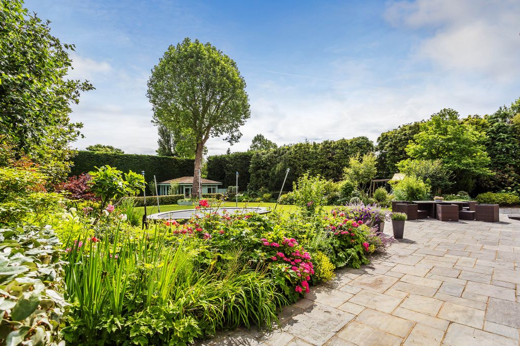 Additional image 25 of 7 bed property for saleNew Road, Esher, Surrey KT10