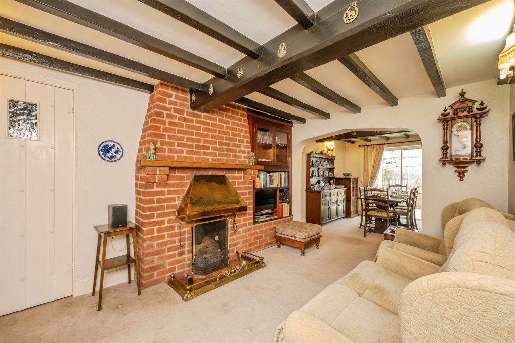 Property photo 3 of 17