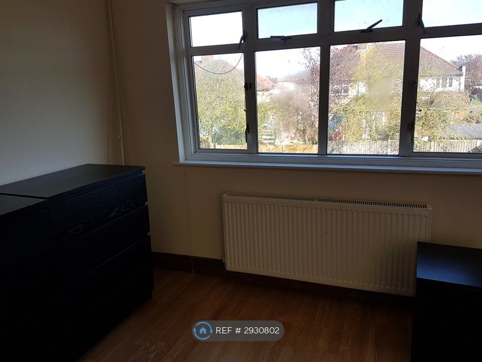 Property photo 1 of 3