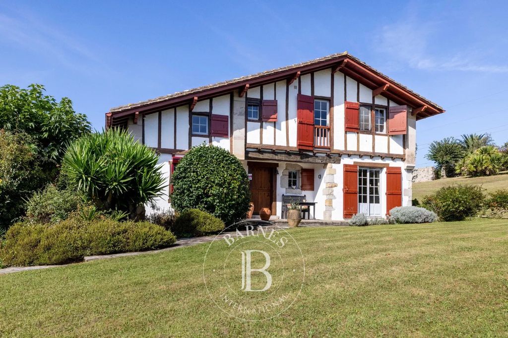 Property photo 2 of 20