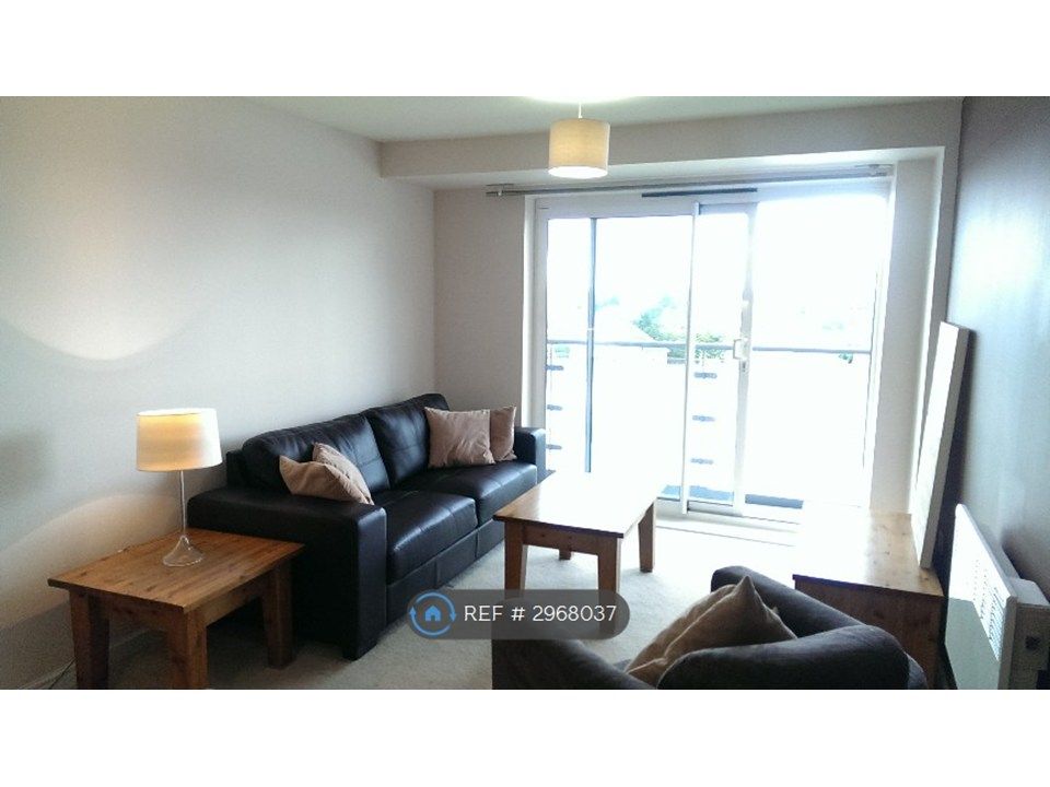 Property photo 2 of 13