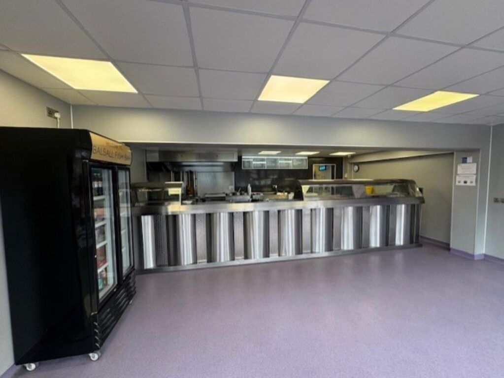 Property photo 2 of 16