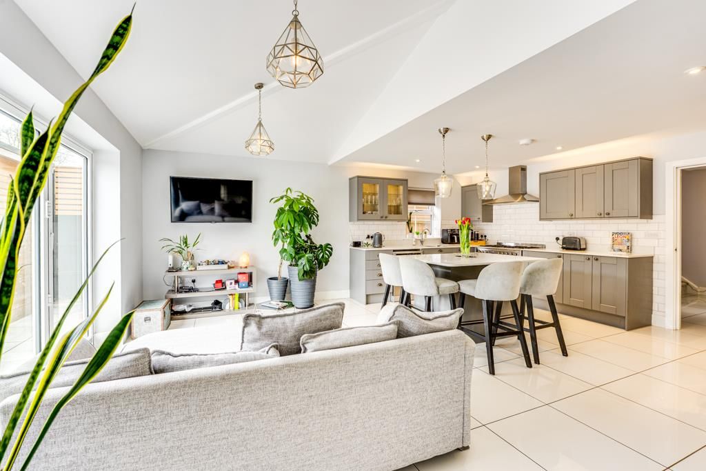 Additional image 18 of 5 bed detached house for saleLondon Road, Kettering NN15