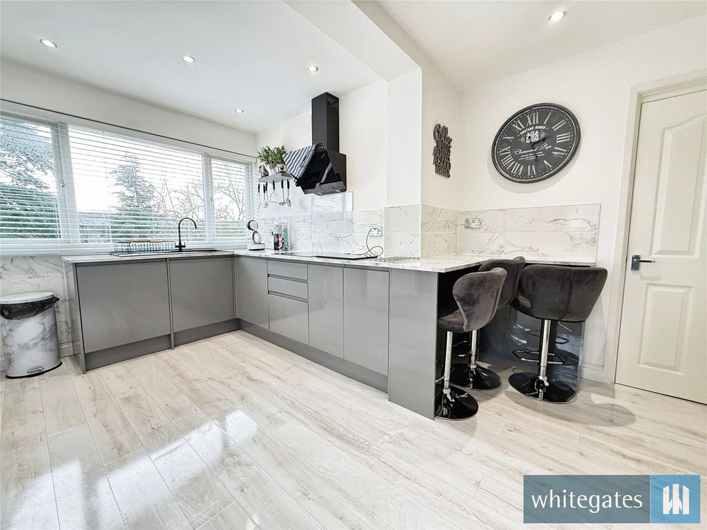 Property photo 3 of 14 Picture No. 24