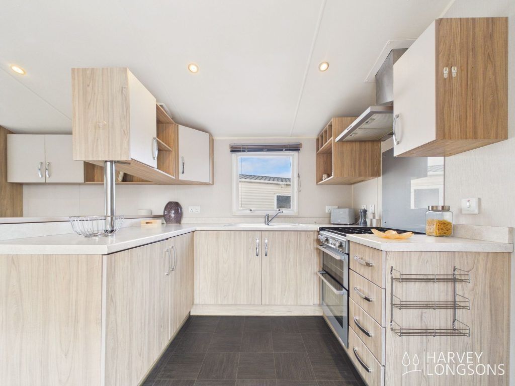 Property photo 1 of 17 Willerby Brockenhurst Kitchen Bowland Fell Holiday Park