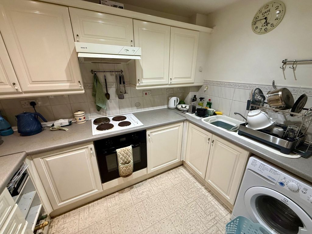 Property photo 3 of 11 Picture No. 05