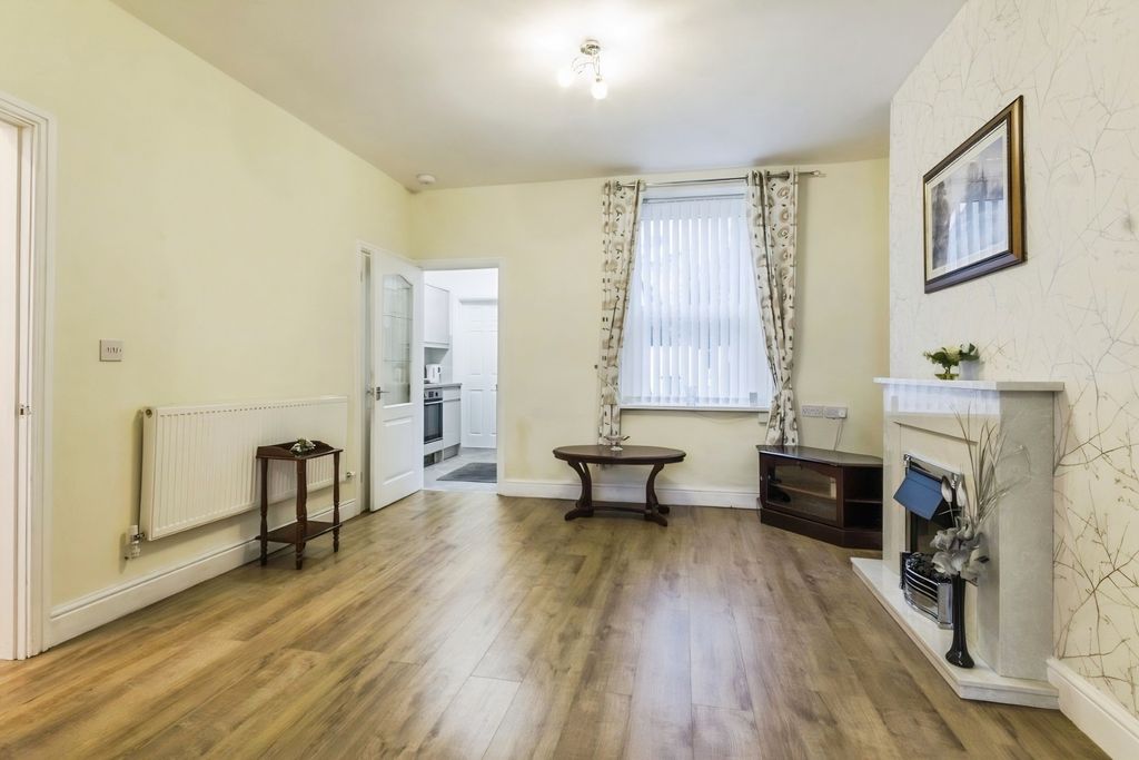 Property photo 3 of 19