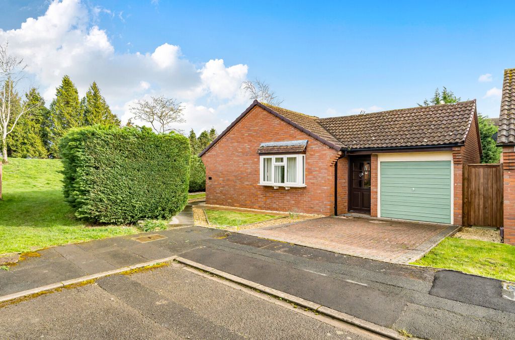 Property photo 1 of 16 1426188-20-69B452...