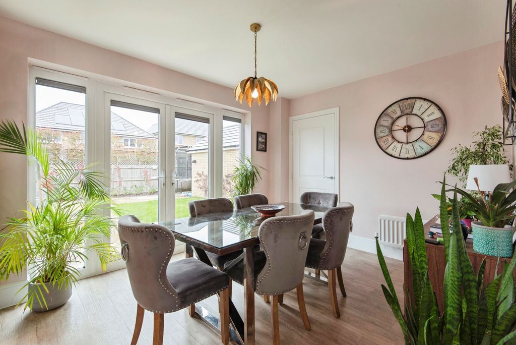 Property photo 3 of 23 Dsc_1771