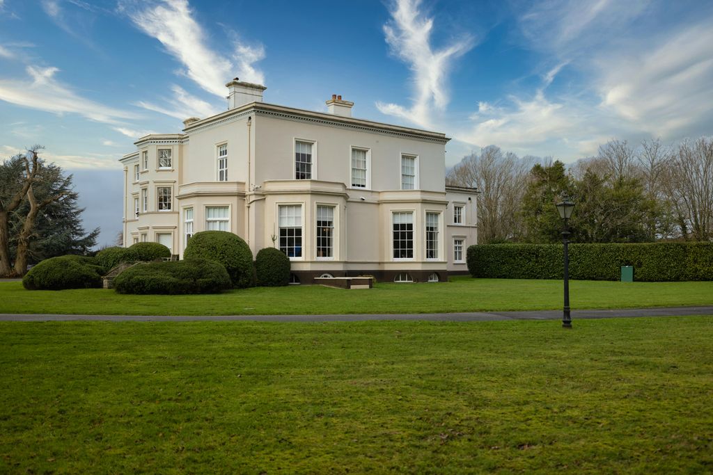 Property photo 2 of 10 Highlands House - Rear Elevation