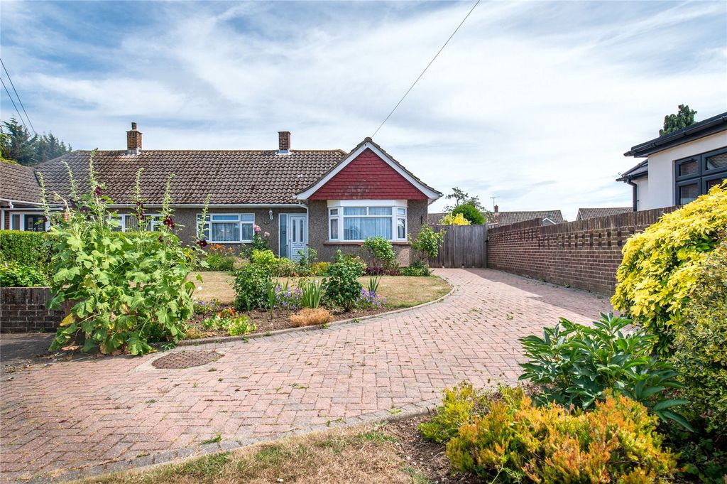 Property photo 1 of 25 Picture No. 32
