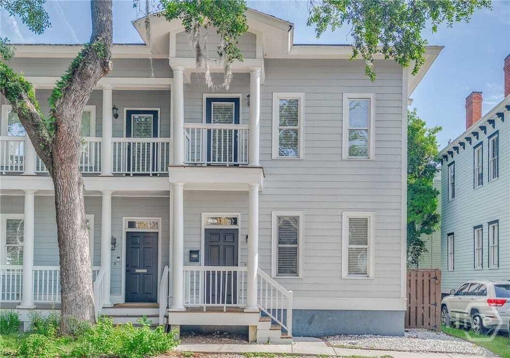 Property photo 1 of 31