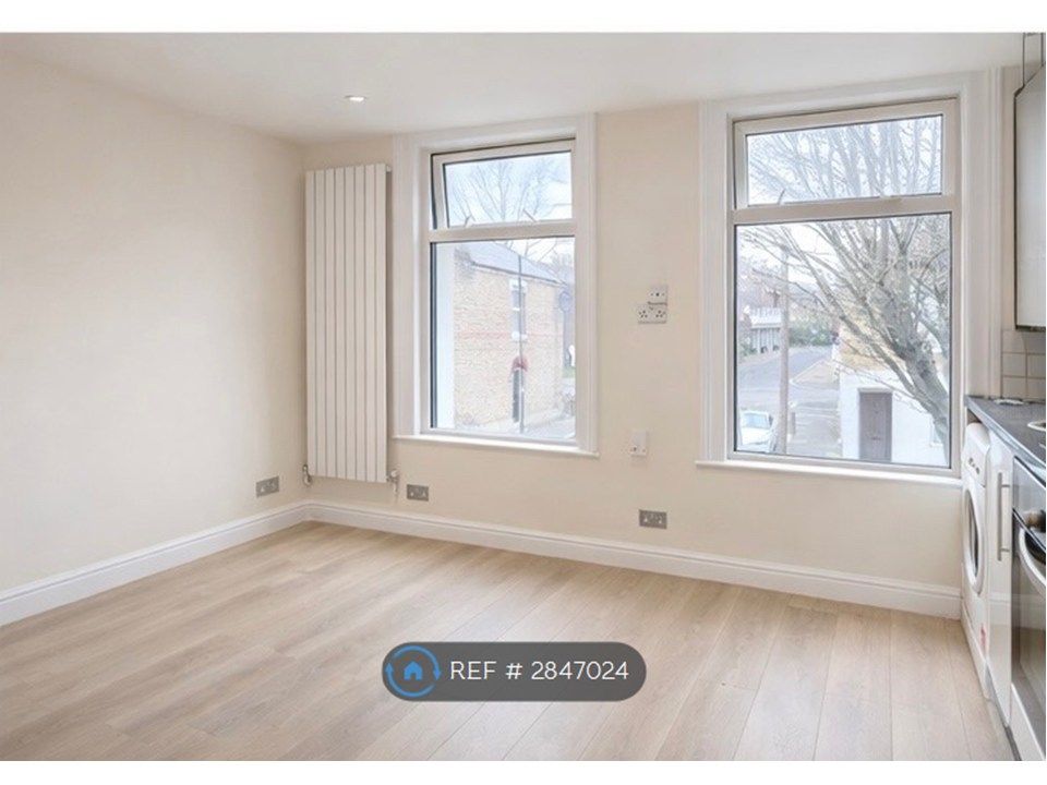 Property photo 2 of 3