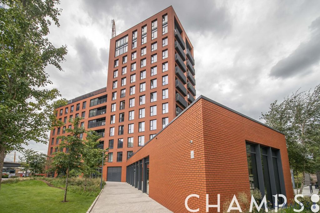 Property photo 1 of 14 2 Bed To Rent, Java House, London City Island, Canary Wharf, E14