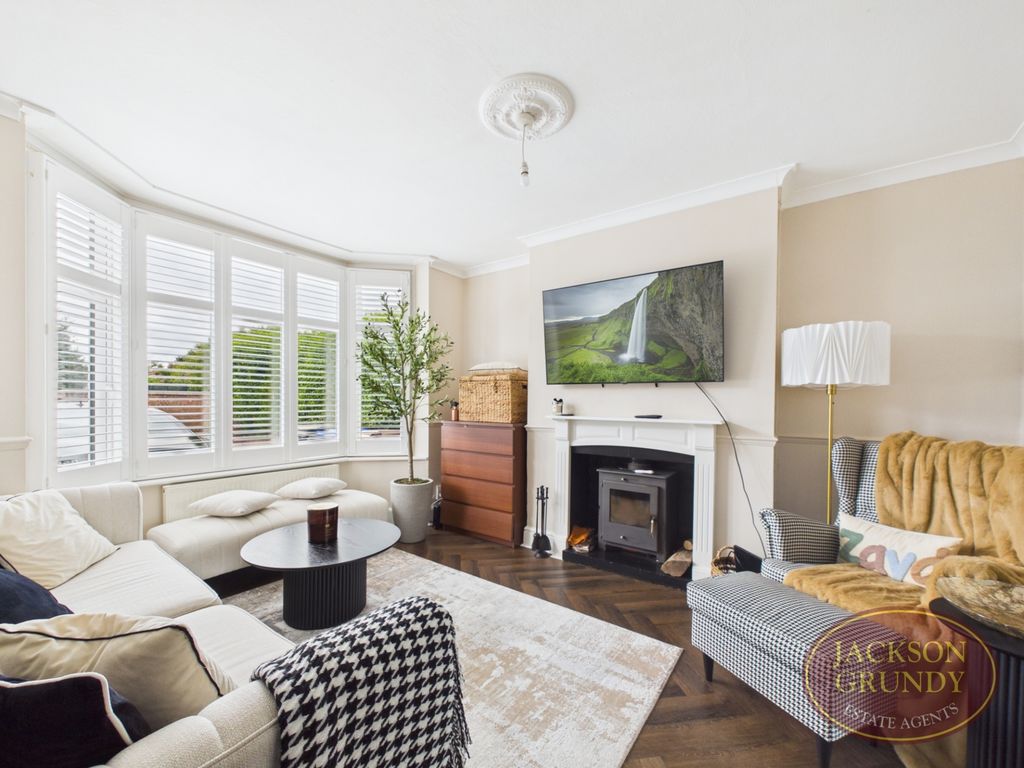Property photo 3 of 15 Photo 3