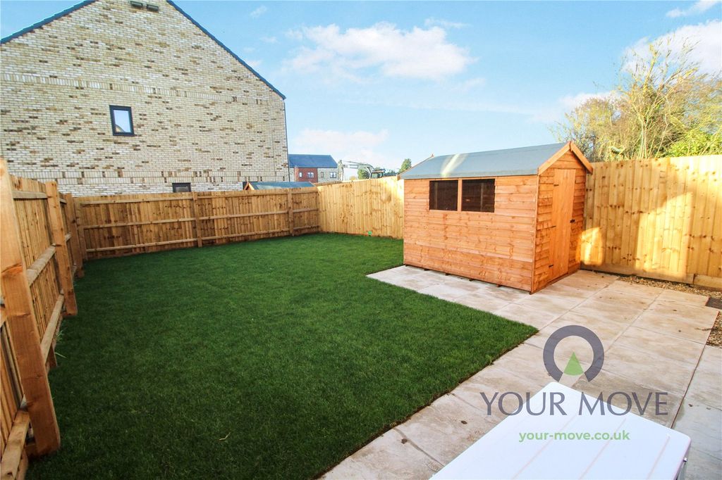 Property photo 3 of 21 Garden