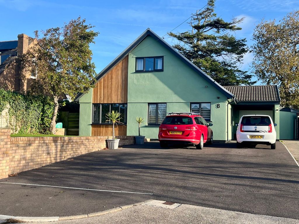 Property photo 1 of 21