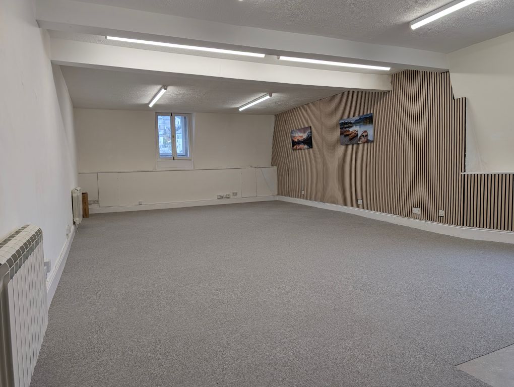 Property photo 2 of 5