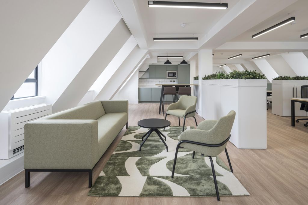 Property photo 1 of 15 MC37861005Hr.Jpg