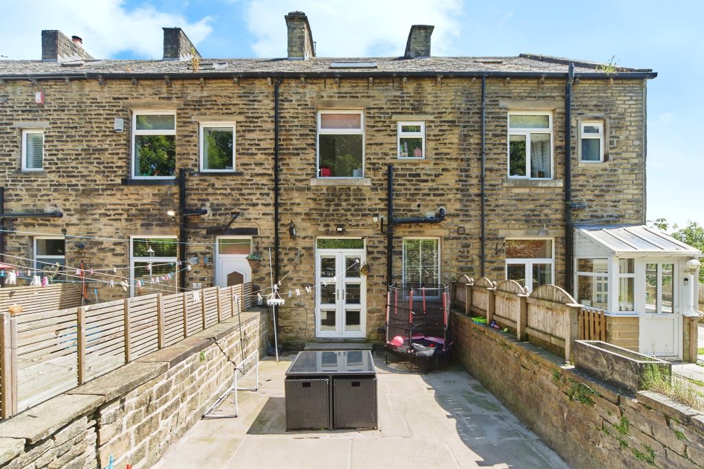 Property photo 1 of 21