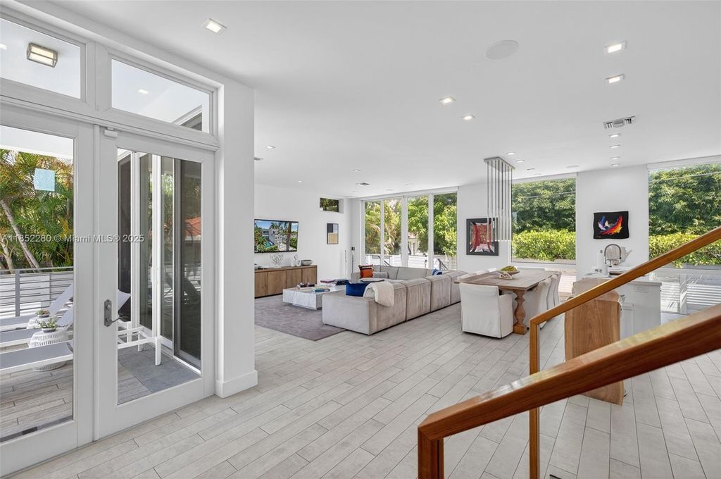 Property photo 3 of 16 <Alttext/>