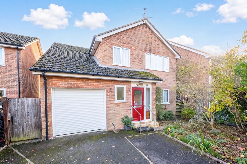 Property photo 1 of 11
