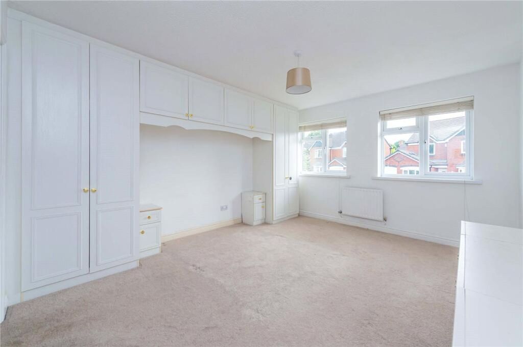 Property photo 3 of 42