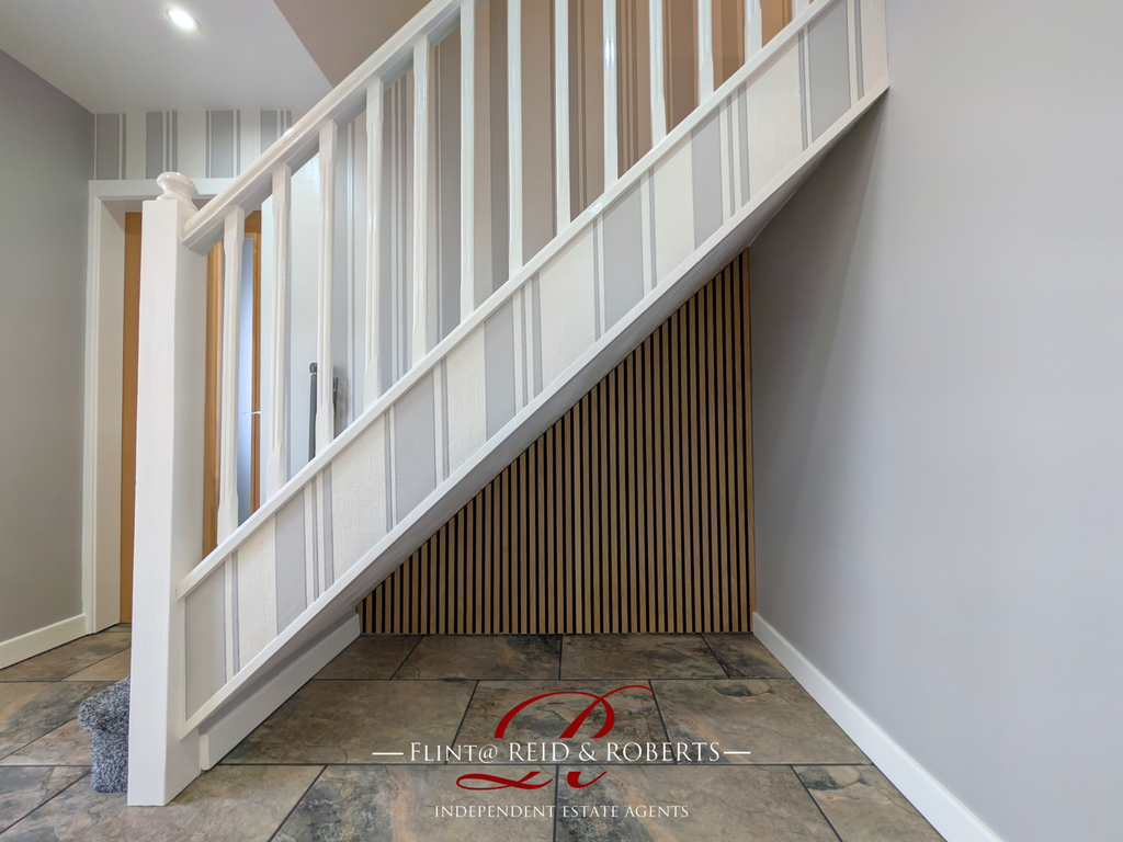 Property photo 3 of 44 Hallway