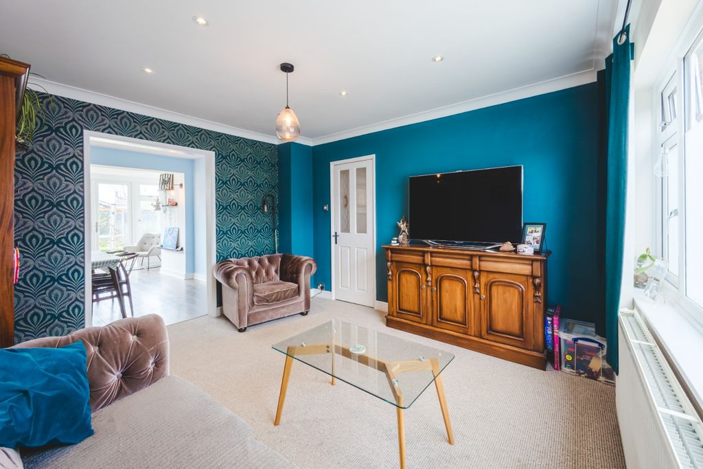 Property photo 3 of 28 5067202