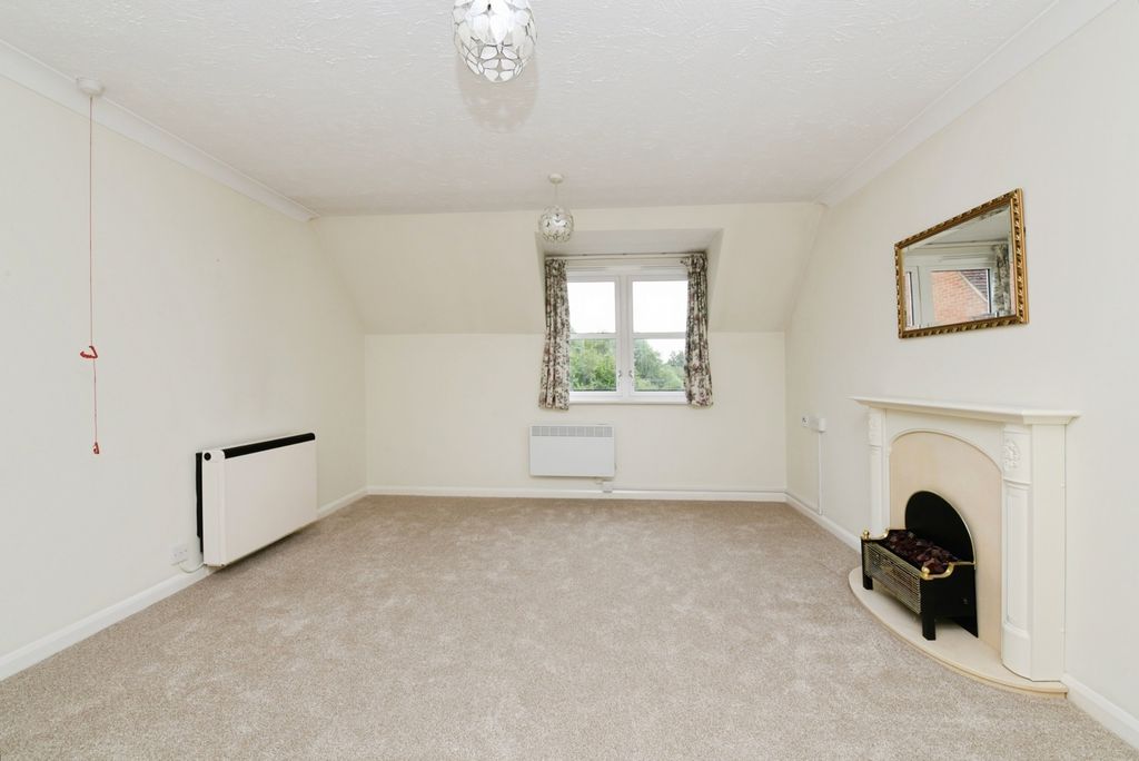 Property photo 3 of 10 Photo
