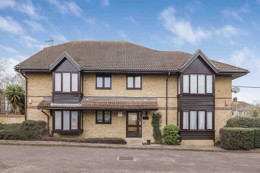 Property photo 1 of 6