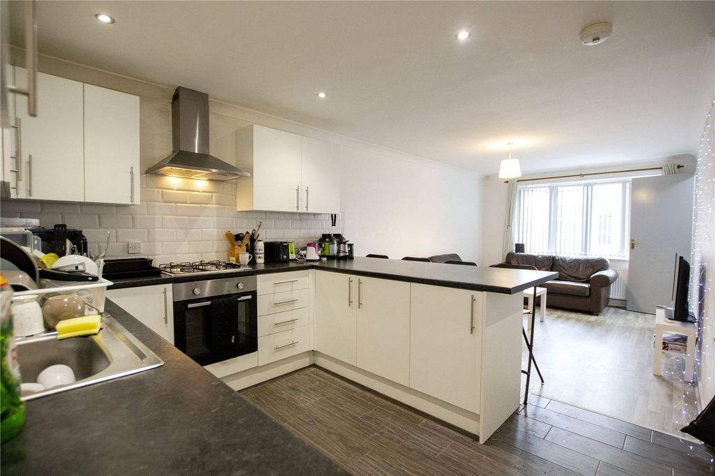 Property photo 3 of 17 Picture No. 08