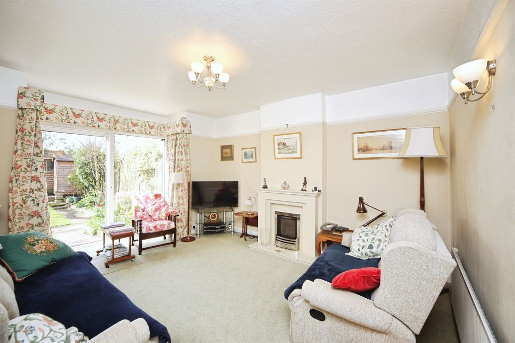 Property photo 2 of 29