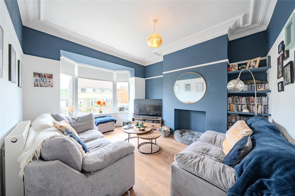 Property photo 2 of 17 Picture No. 06